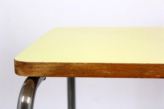 Image 1 of Table d'appoint en acier tubulaire de style Bauhaus, Tchécoslovaquie, années 1940