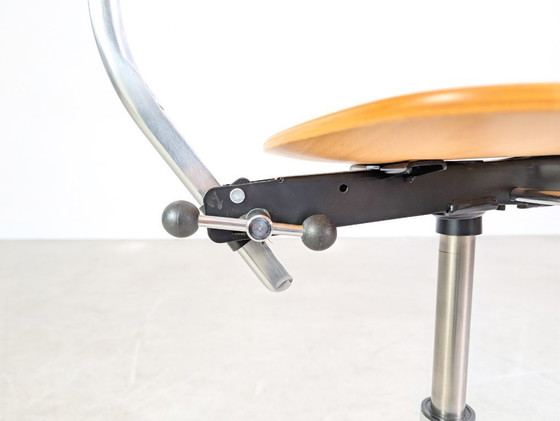 Image 1 of Sedia da ufficio Fritz Hansen, Jørgen Rasmussen design KEVI, sedia in legno