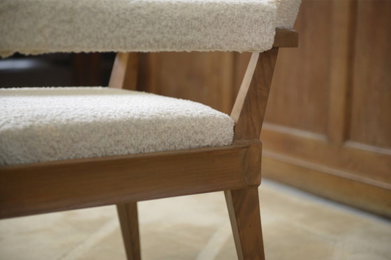 Image 1 of Modernistische Art Deco fauteuil in essen en ecru bouclé stof van Pierre Gouffé, jaren 40
