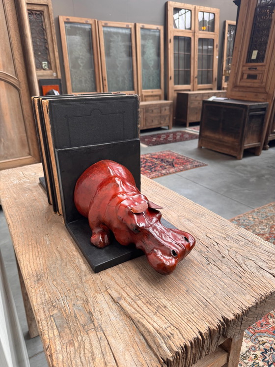 Hippo bookend – Decorative Objects, Leather (photo 3 of 4)