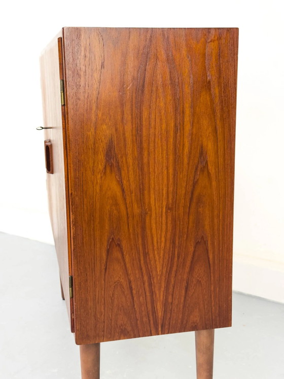 Deens dressoir in teak van Børge Mogensen voor Søborg Møbelfabrik, jaren 60 – Opbergkast, Wood (photo 14 of 21)