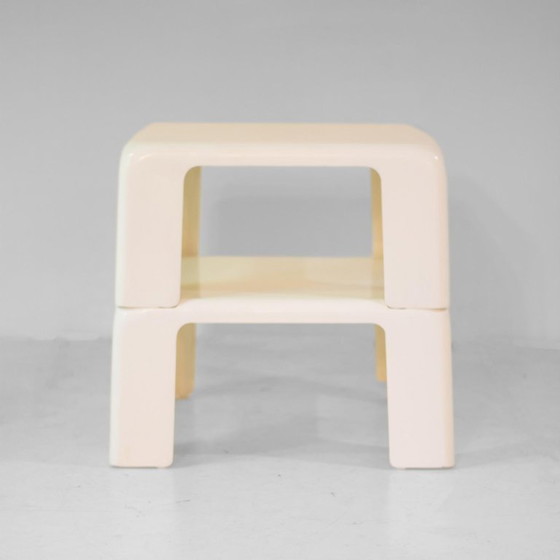 Image 1 of 1X 1960s Space Age Side Tables, model "Quattro Gatti", Mario Bellini for C&B Italia
