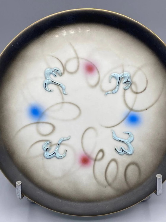 Japanese Porcelain Sake Tray - Blue Embossed Enamel and Arabesque Design – Decorative Objects (photo 3 of 4)