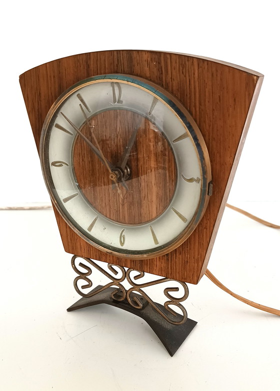Image 1 of Olivette Fifties Electric Clock
