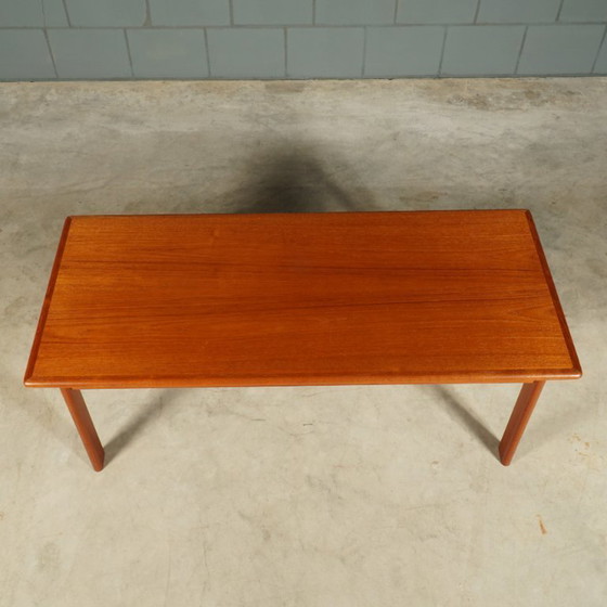 Image 1 of Vintage Deense salontafel – teakhout – jaren 60