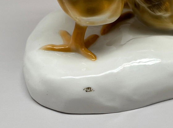 Image 1 of Nymphenburg Porzellan Figurengruppe „Zwei Küken“ Modell 294 – Anna Soennecken-Beckmann