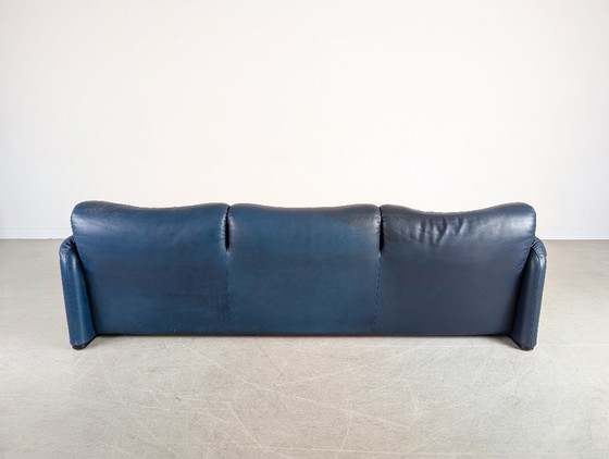 Image 1 of Cassina Maralunga Sofa Dreisitzer Couch Magistretti Leder blau