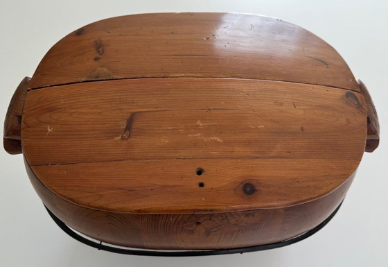 Image 1 of Cubo de arroz antiguo chino de madera con tapa