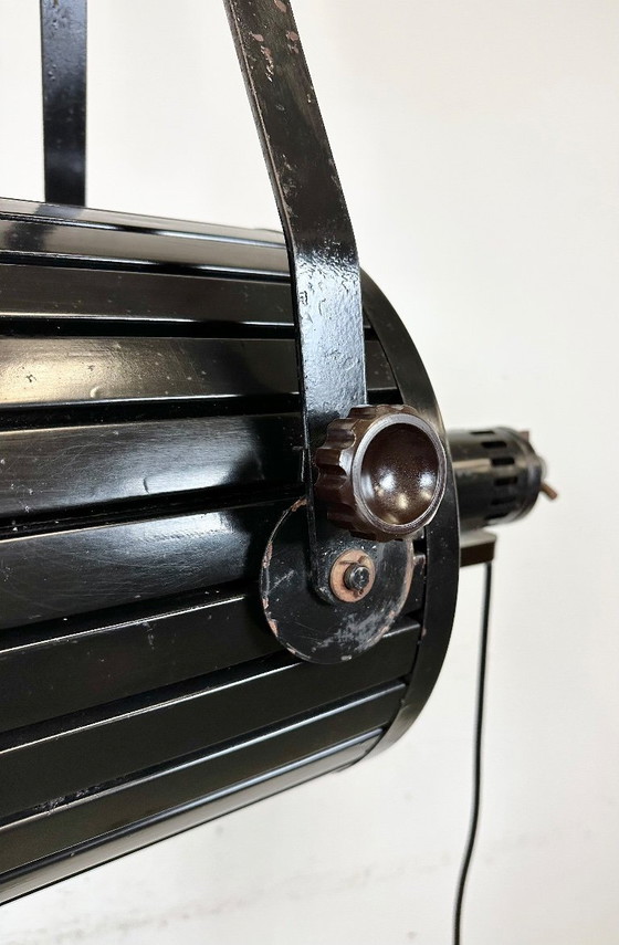 Image 1 of Großer, antiker schwarzer Theaterscheinwerfer, 1960er Jahre