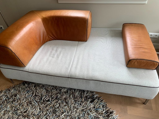 Luxuriöses Daybed mit 2 beweglichen Kissen