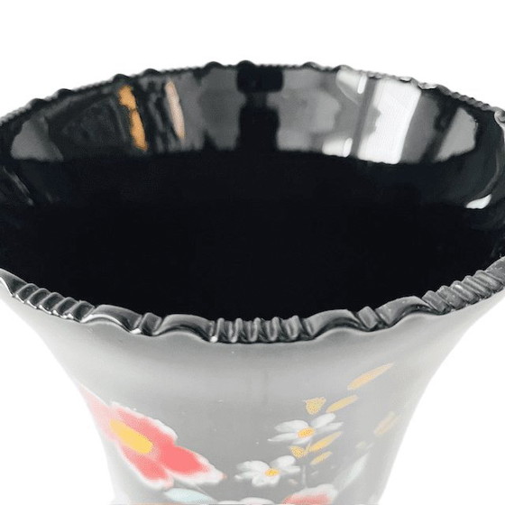 Image 1 of Grand vase en verre hyalithe orné de fleurs noires, années 1950