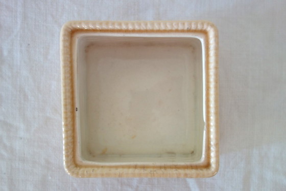 Image 1 of Antike, quadratische Bonboniere/Obstkorb aus Sarreguemines-Keramik.