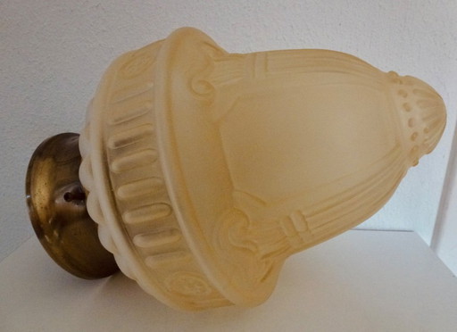 Opalglas-Deckenleuchte im Art-Deco-Stil