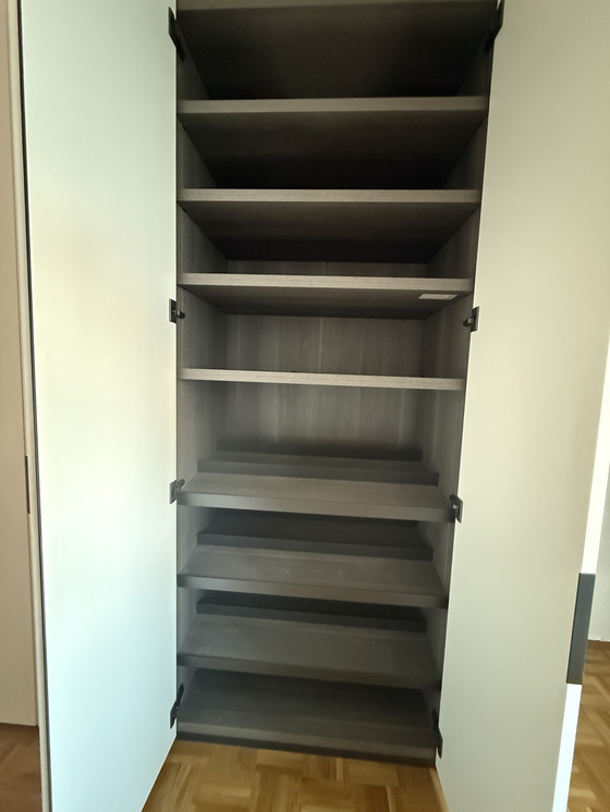 Image 1 of Armoire Poliform Senzafine Quasi neuve