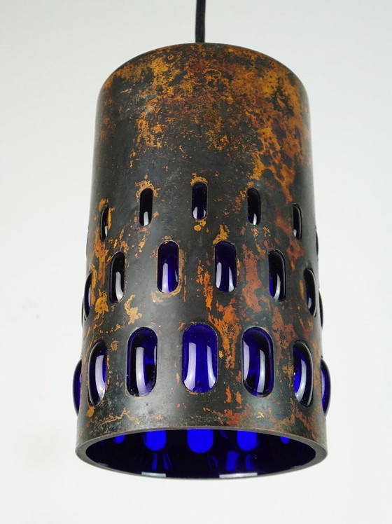 Image 1 of Lámpara colgante moderna de mediados de siglo en cobre flameado y vidrio azul, década de 1960