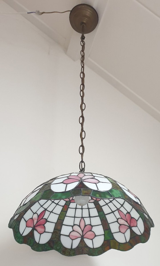 Stained Glass - Tiffany Style Lotus Flower Pendant Lamp (photo 32 of 65)