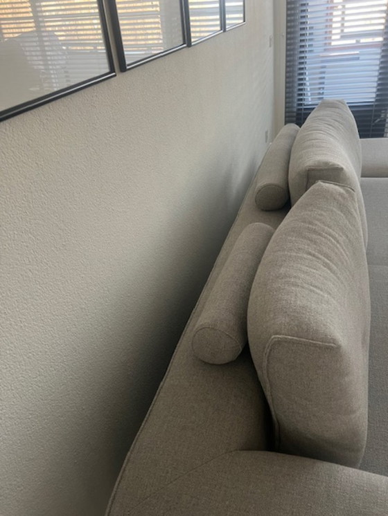 Image 1 of Design on Stock Aikon Lounge 3-zits en lounge poef stof Milton dune zandkleurig beige