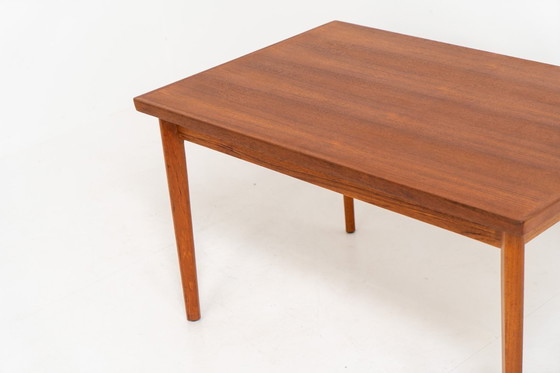 Image 1 of Table de salle à manger à rallonge de Henning Kjaernulf pour Vejle Møbelfabrik (Danemark, années 1960).