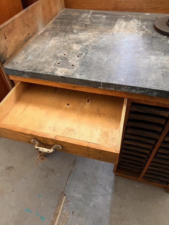 Image 1 of Drukkerij kast 