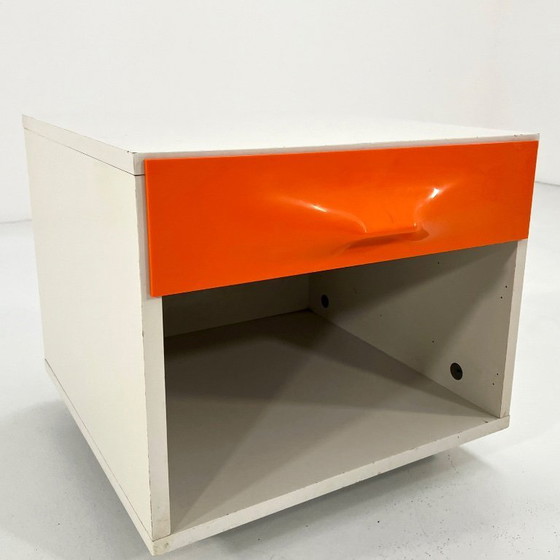 Image 1 of Table de chevet DF 2000 à 1 tiroir, conçue par Raymond Loewy pour Doubinsky Frères, années 1960