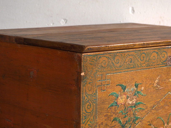 Antieke Chinese beschilderde kist van iepenhout – China, circa 1900 – Opbergkast (photo 24 of 40)