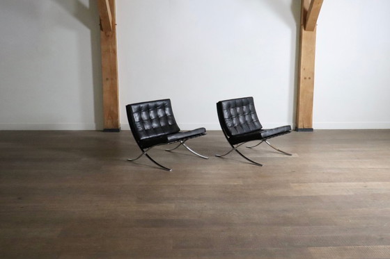 Image 1 of Pair of Barcelona Chairs by Ludwig Mies van der Rohe for Knoll, 1960s