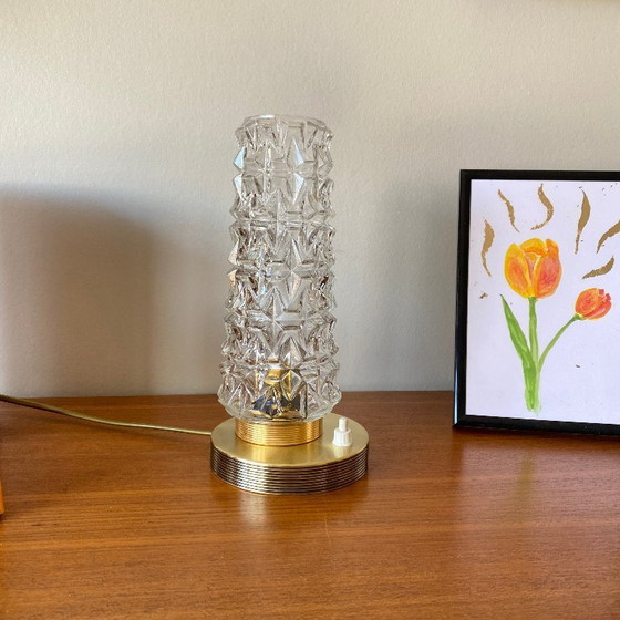 Image 1 of Lampe de table bureau chevet vintage tulipe en verre ancien et pied en laiton design 1950