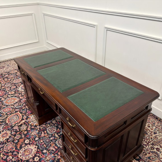 English Classic Desk with Green Leather – Wood (photo 17 of 19)
