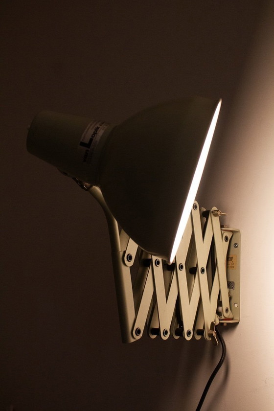Image 1 of 60’s grijze industriële schaarlamp SIS Duitsland