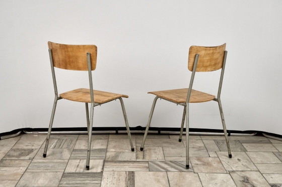 Set van 4 vintage stoelen, jaren 60, Tsjechoslowakije – Eetkamerstoelen, Wood (photo 8 of 19)
