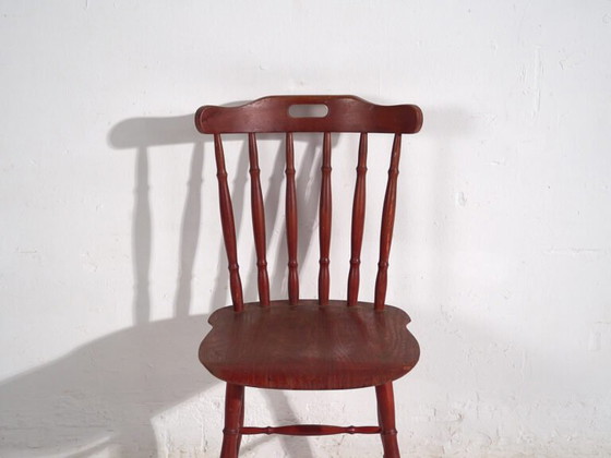 Antiker roter Stuhl im Windsor-Stil (ca. 1920) – Sessel (photo 25 of 28)