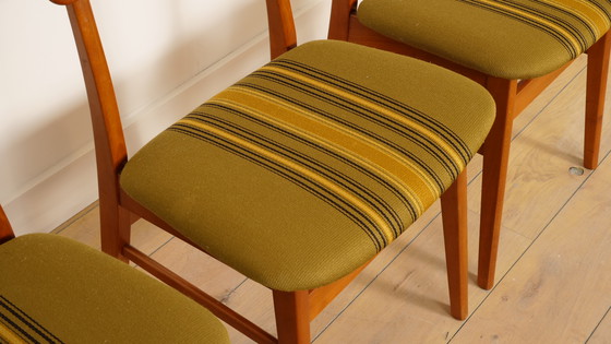 Image 1 of Ensemble de 6 chaises de salle à manger vintage en teck