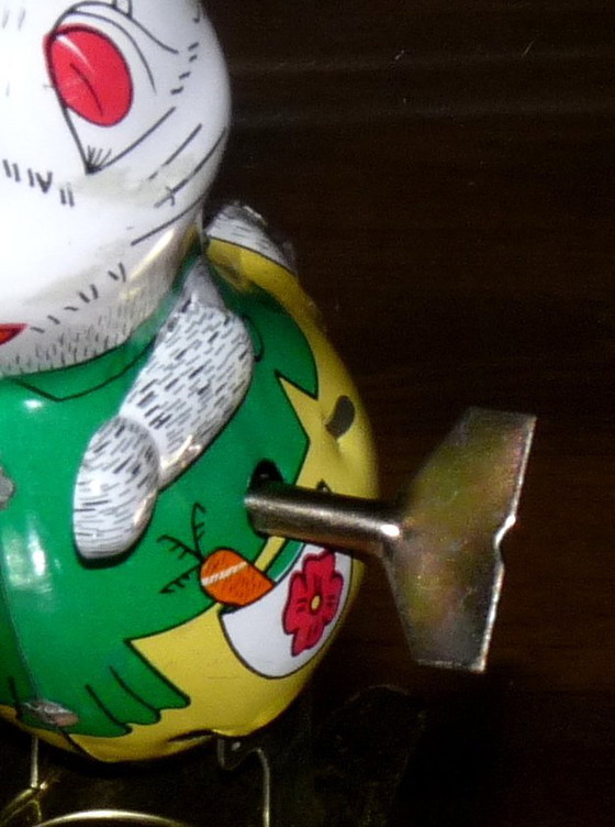 Image 1 of Wind-up Easter Bunny