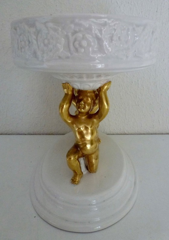 Image 1 of Prachtige Vintage Italiaanse Fruitschaal met Goudkleurige Cherubijnen