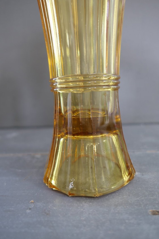 Image 1 of Vaso/candeliere in vetro ambrato Art Déco