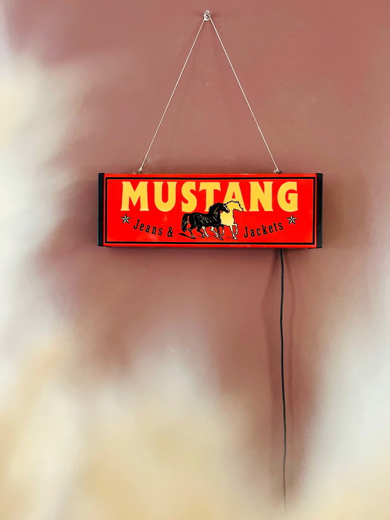 Image 1 of Scatola luminosa Mustang vintage unica