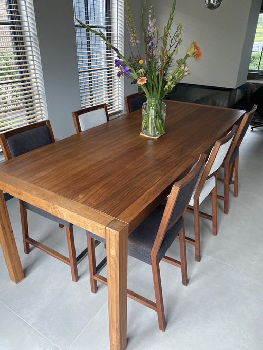 Dining room table and 6 chairs Jan des Bouvrie by Gaasbeek and van Tiel