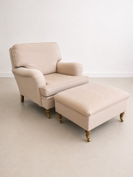 Poltrona classica inglese con poggiapiedi – stile Howard/Duresta – fauteuils, Textile