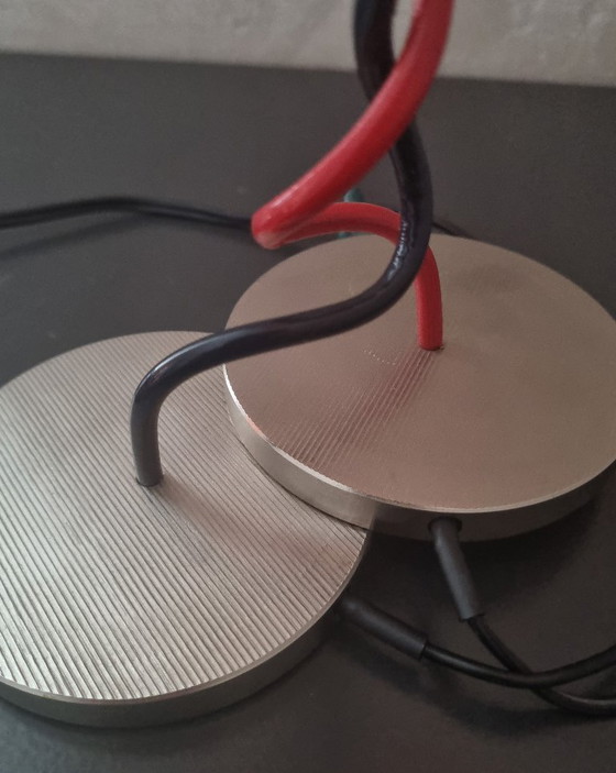 Image 1 of Tischleuchte „One From the Heart“ von Ingo Maurer