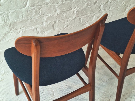 Coppia di sedie da pranzo in teak massiccio, Danimarca anni '60 – Tessile, Legno (photo 9 of 9)