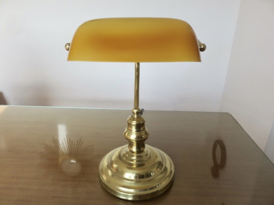 Banker's lamp in gilded brass and amber opaline, Table lamps, Glass, Gold, Klassiek (photo 10 of 15)