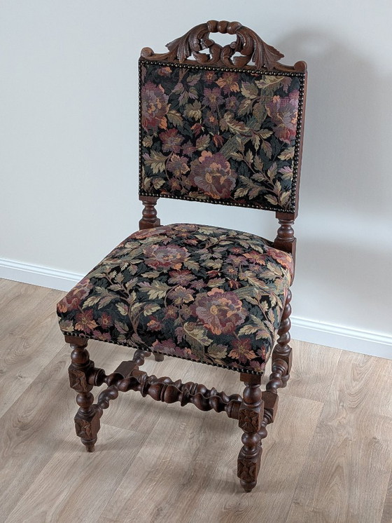 Image 1 of Sedia neorinascimentale belga in stile antico, ca. 1960 – Rovere intagliato e tessuto floreale