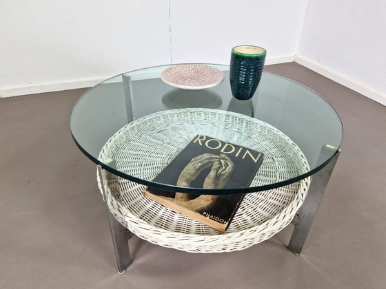 Image 1 of Vintage coffee table | Rattan basket | Glass top