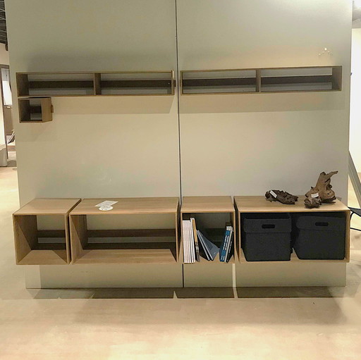 Armadio a muro R-box con etichetta privata