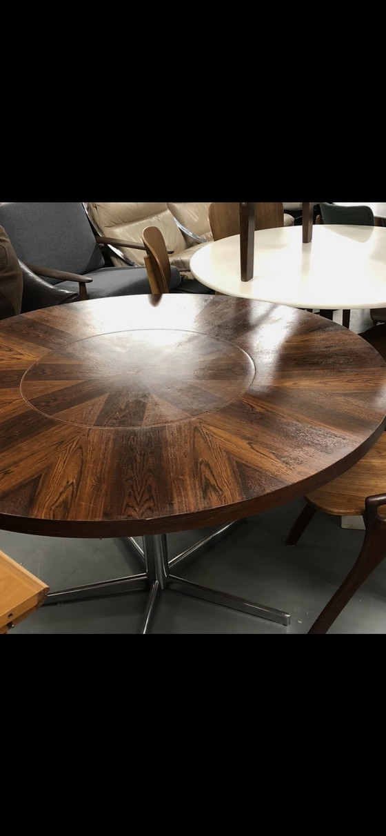Image 1 of Vintage rosewood round table