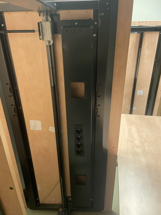 Image 1 of 16 scrivanie da ufficio regolabili in altezza di alta qualità