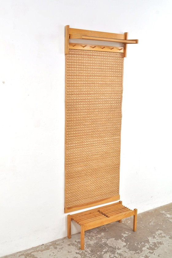 Image 1 of Wandgarderobe aus Rattan mit separatem Schuhregal