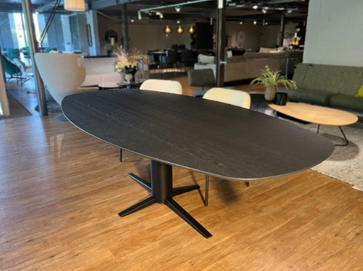 Bree's New World Thor dining table - 240x120