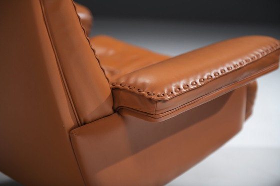 Image 1 of Schitterende DS-35 loungestoelen van cognacbruin leer, ontworpen door Team De Sede voor De Sede Swiss.