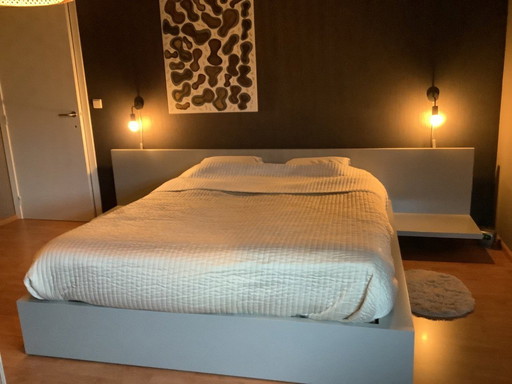 Taupe-colored double bed interlubke + slatted base sleeplife